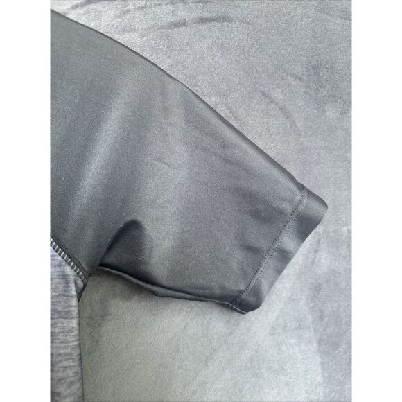 Boy's Swim Top Rash Guard‎ Size 8 Old Navy Shark Print - Picture 5 of 8